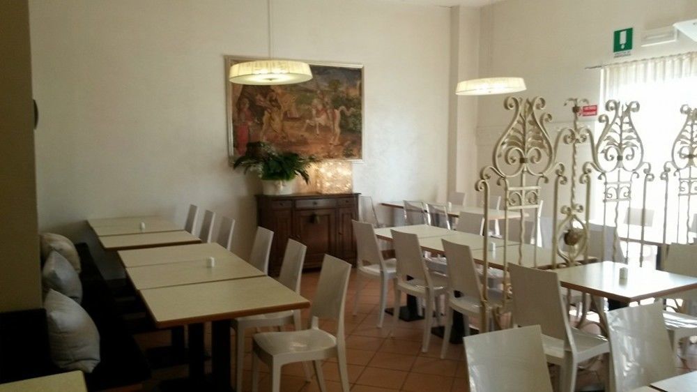Hotel Europa Pallazzolo sullʼOglio Extérieur photo