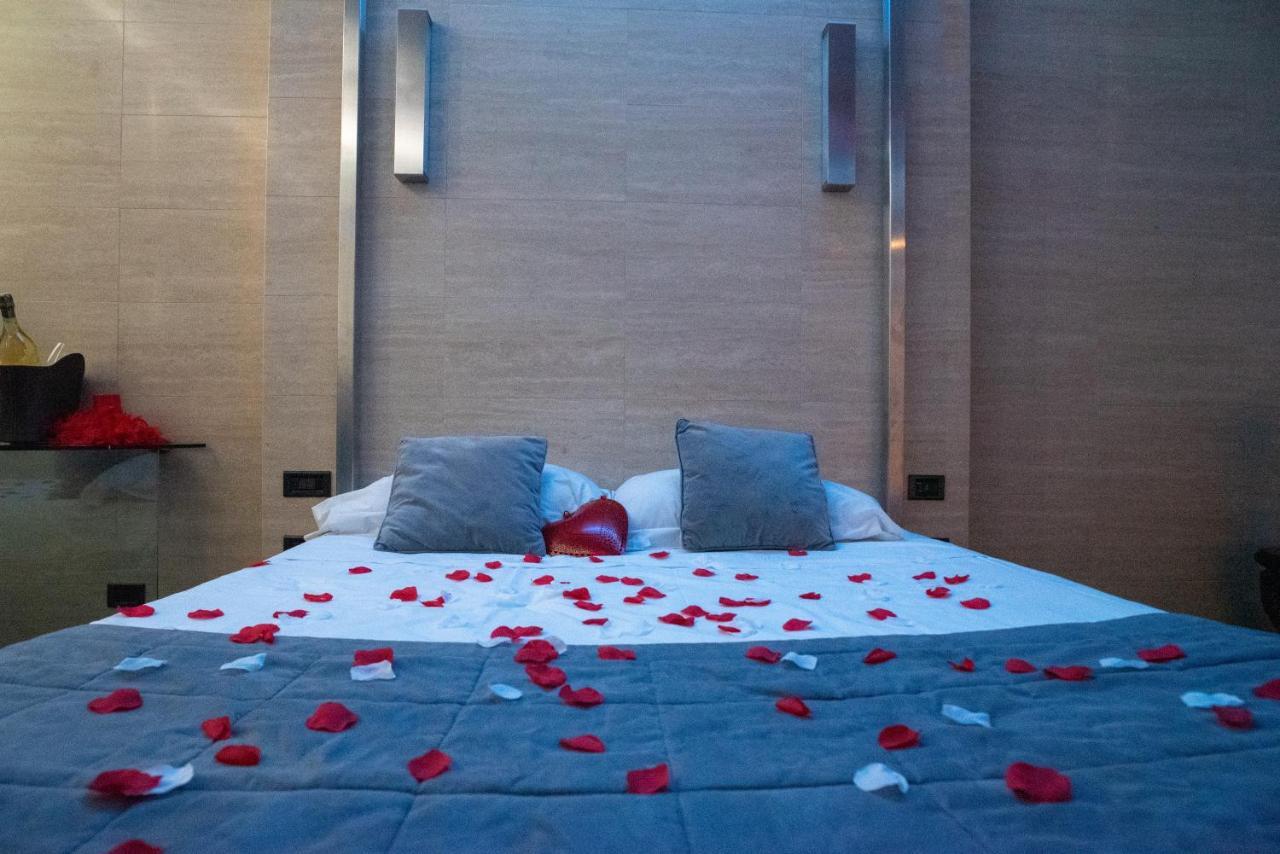 Hotel Europa Pallazzolo sullʼOglio Extérieur photo
