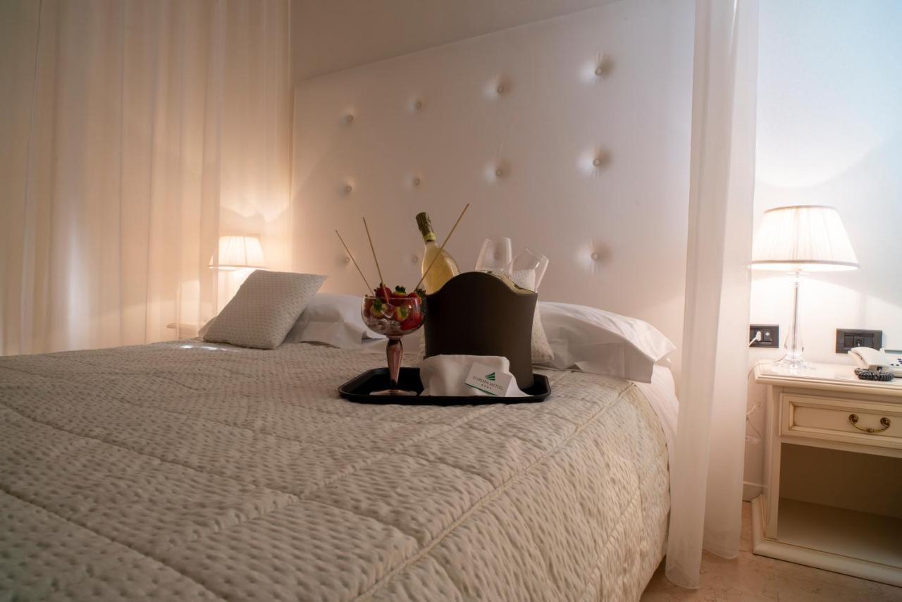 Hotel Europa Pallazzolo sullʼOglio Extérieur photo