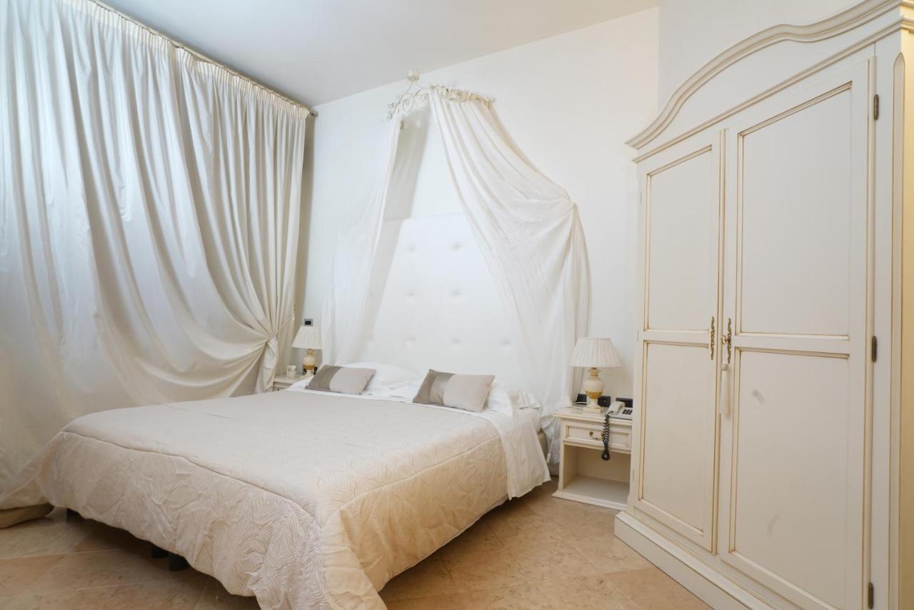 Hotel Europa Pallazzolo sullʼOglio Extérieur photo