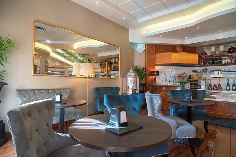 Hotel Europa Pallazzolo sullʼOglio Extérieur photo